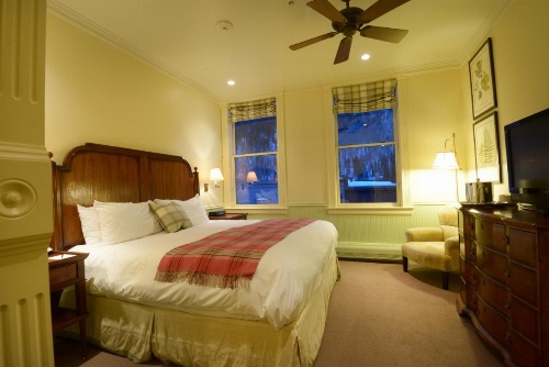 New Sheridan Hotel image 6